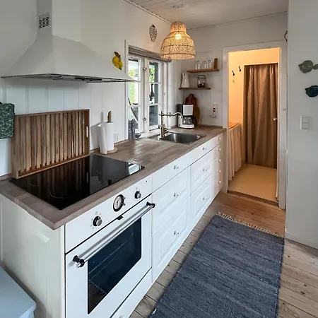 2 Bedroom Ocean Front In Nyaraló *